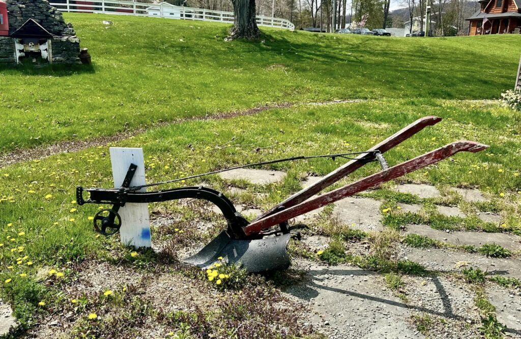 Antique Horse Drawn Dirt Plow, Antique Farm Equipment, Primitive